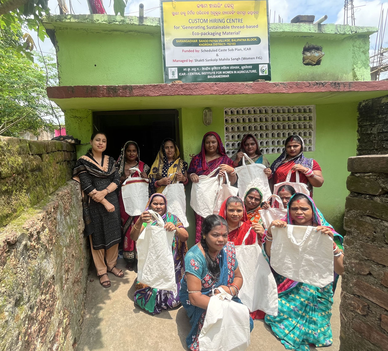 Capacity Building Programme on ‘Generating sustainable thread-based eco-packaging materials’ for women farmers